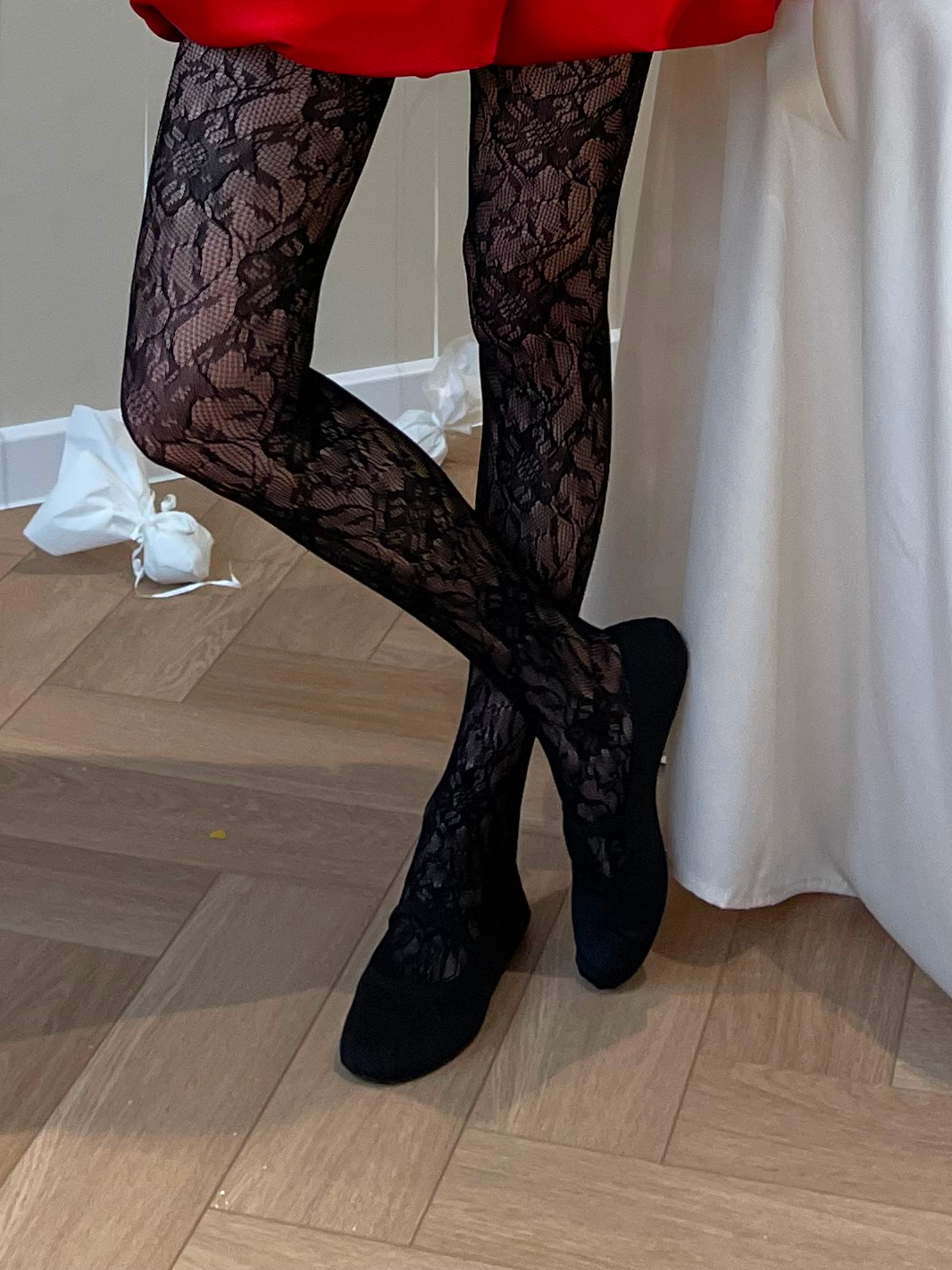 Tights with straps with lace