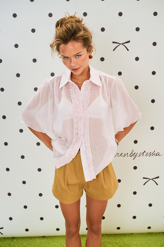  Шорты со складками 