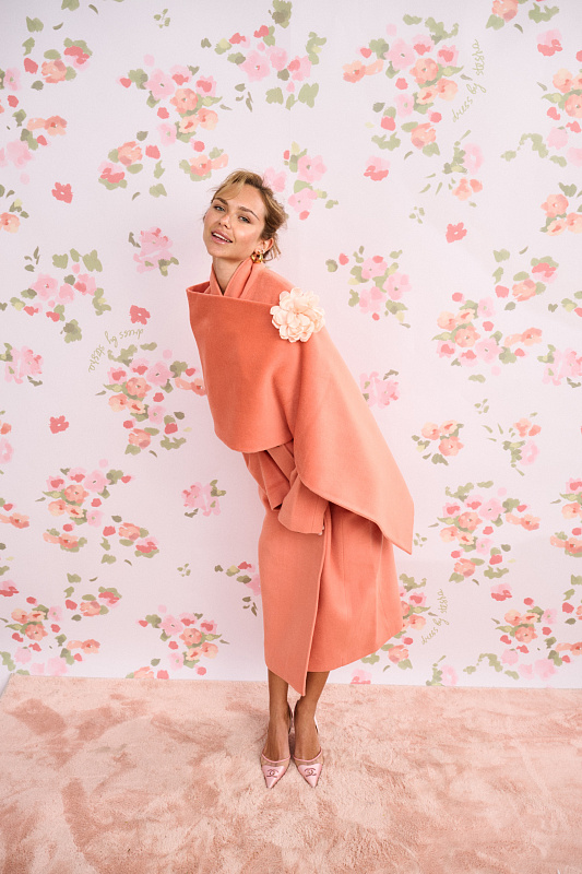  Пальто из шерсти 