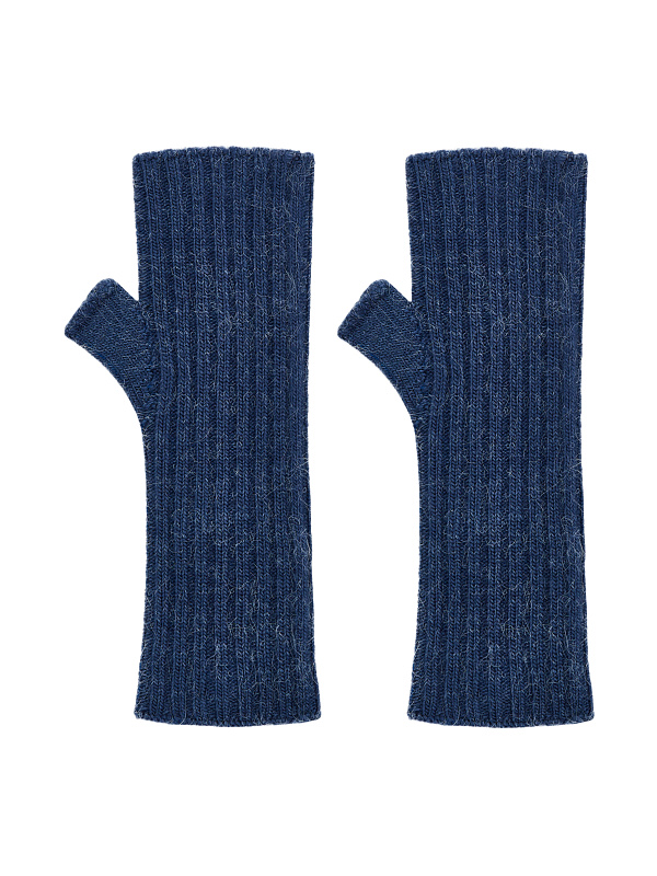  Вязаные митенки 'Morning haze' 