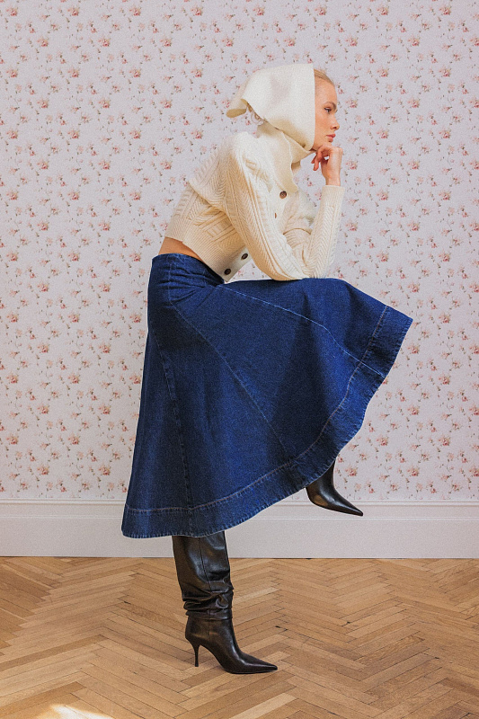  Вязаная косынка 'Silent pulse' 