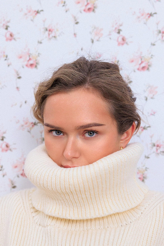  Вязаная манишка 'Сердце города' 