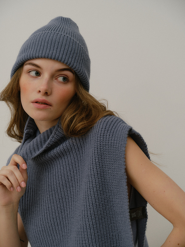  Вязаная шапка 