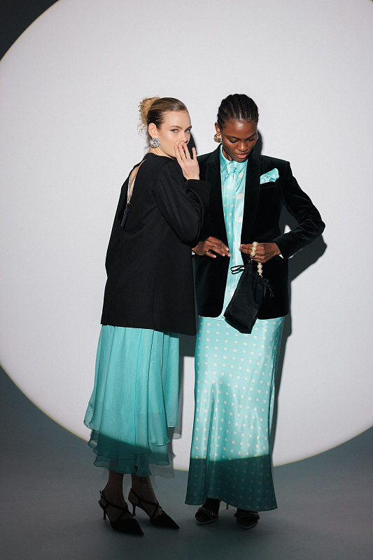  Жакет с открытой спиной 'High standards' 