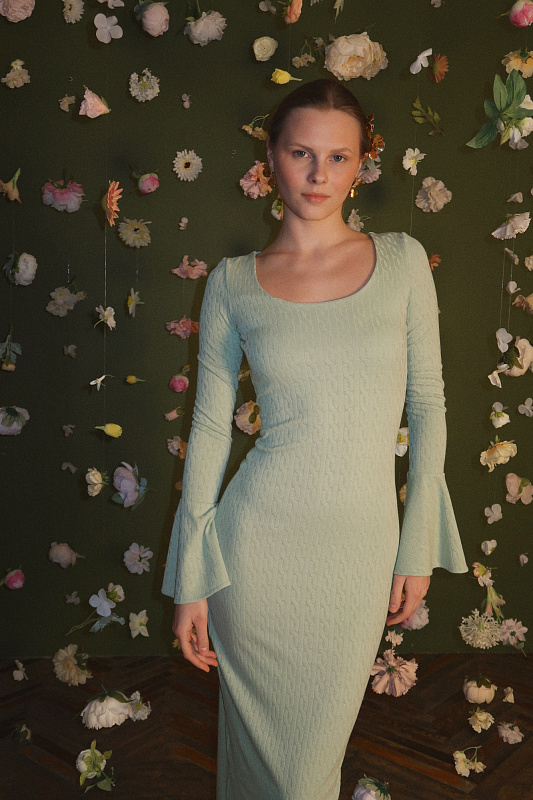  Трикотажное платье 'Мелодия весны' 