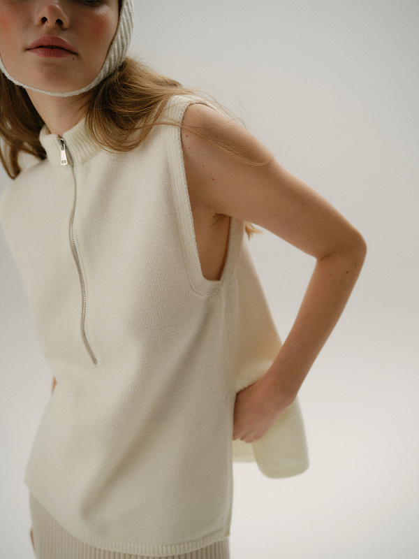  Манишка на молнии 