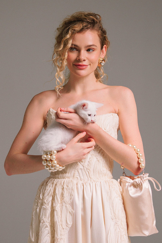  Сумка с жемчужной ручкой 'Роскошь' 