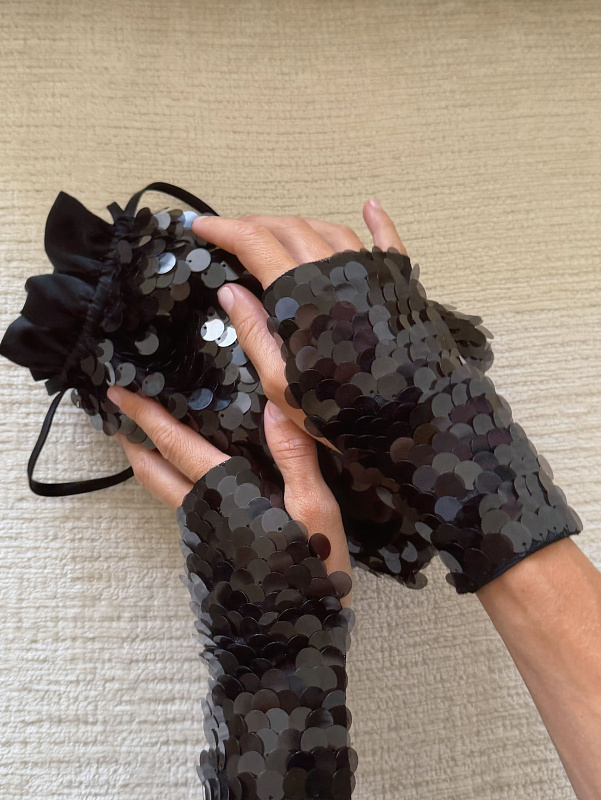  Митенки из пайеток 'Пульс' 