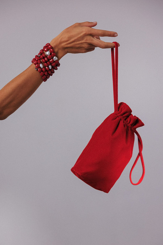  Сумка-pouch из бархата 'Здесь и сейчас' 