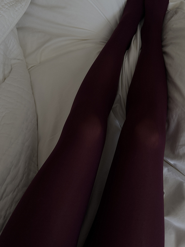  Колготки бордовые 