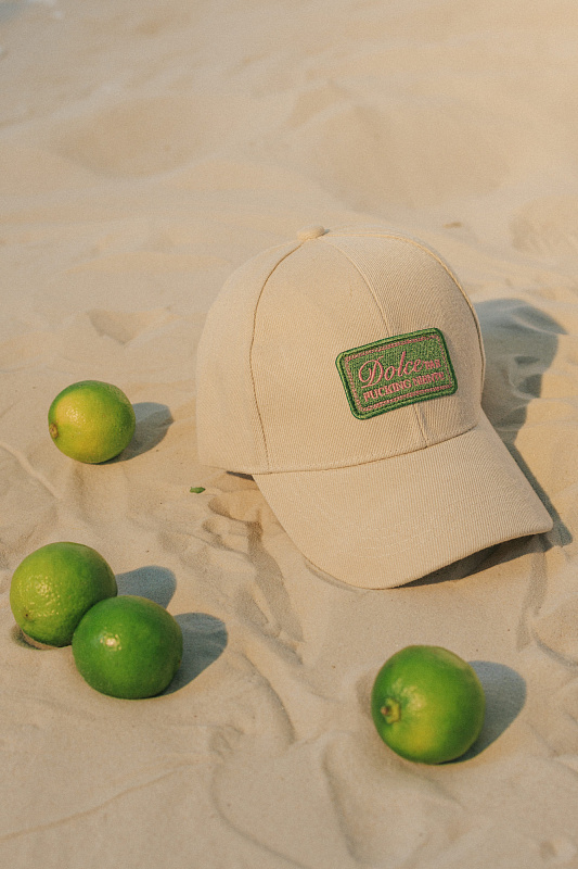  Бейсболка 'Dolce far fucking niente' 